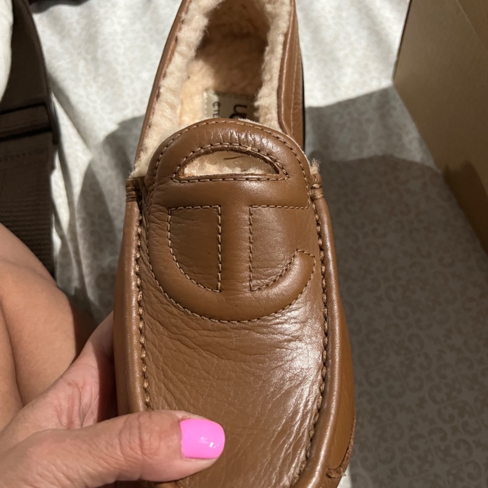 Teflar Women Uggs Loafers with Sherling!!!! - Picture 10 of 10